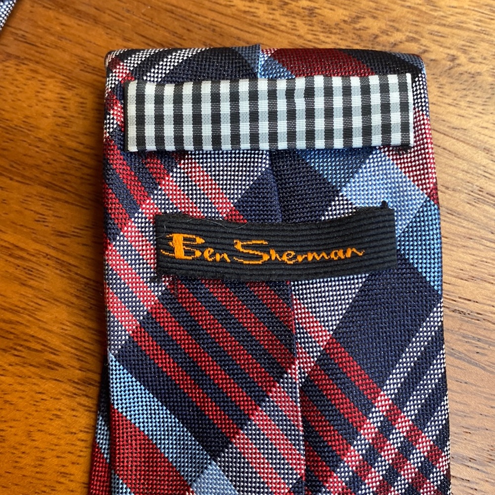 Ben Sherman tie